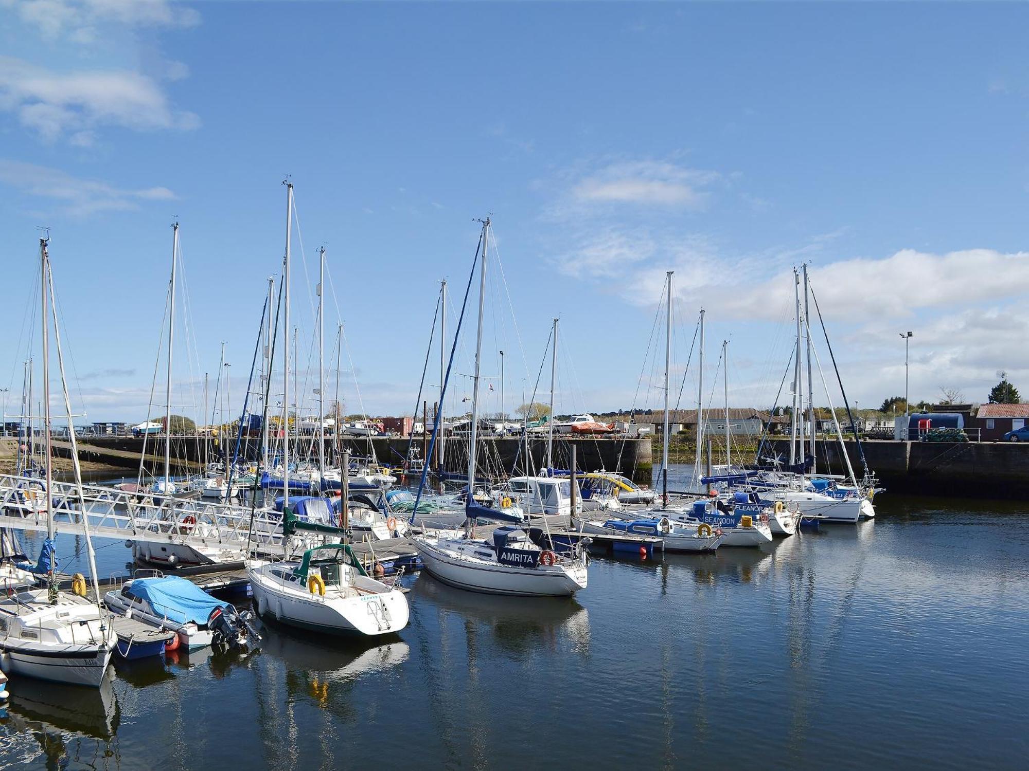 Harbour Apartment Нерн Екстер'єр фото